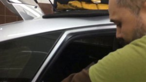 Неприятный запах в Toyota Prius