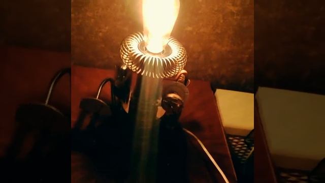 Стимпанк лампа «Излучатель Тесла» смотреть онлайн