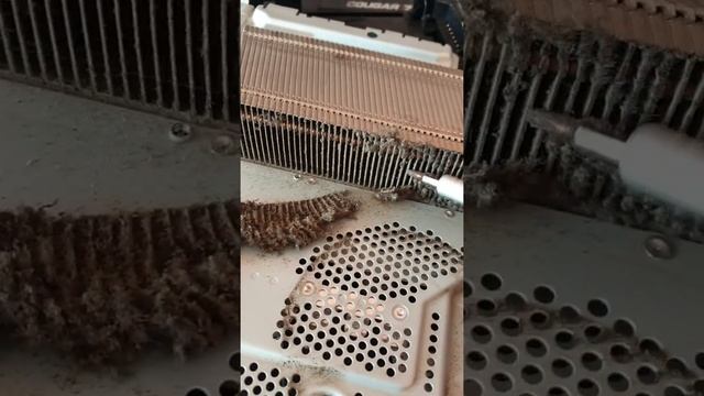 почему шумит Sony Playstation 4 смотреть онлайн