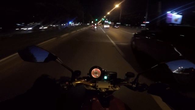 Ducati Monster 900 смотреть онлайн