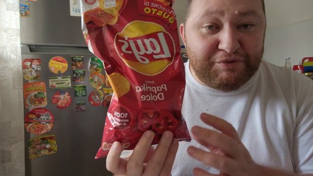 Впервые пробую чипсы Lays. Бекон и Паприка смотреть онлайн