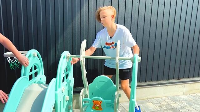 ИГРОВАЯ ПЛОЩАДКА ДЛЯ СЕСТРЫ. СОФУНЬЯ ШАЛУНЬЯ смотреть онлайн