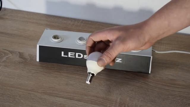 MINI LED ŽÁROVKA E14 7W DENNÍ BÍLÁ | LEDsviti | 2893 смотреть онлайн