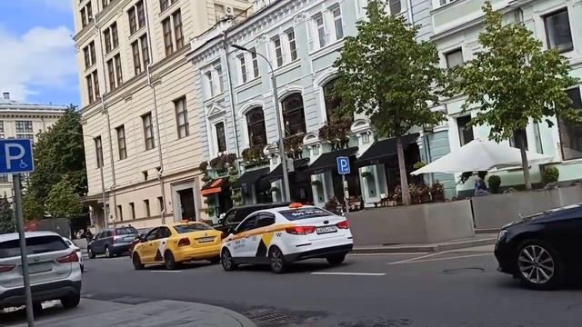 По течению реки Неглинной. От устья к истокам. смотреть онлайн