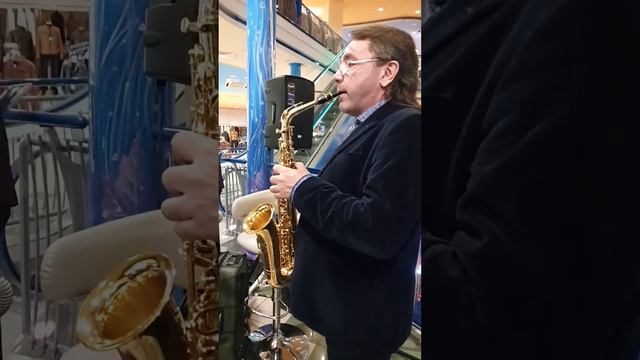 Михаил Чутко-соло на саксофон в Гранте смотреть онлайн