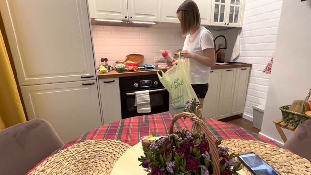 Один день из жизни Мамы ?Уборка ? Готовка ?? Распаковка продуктов ? смотреть онлайн