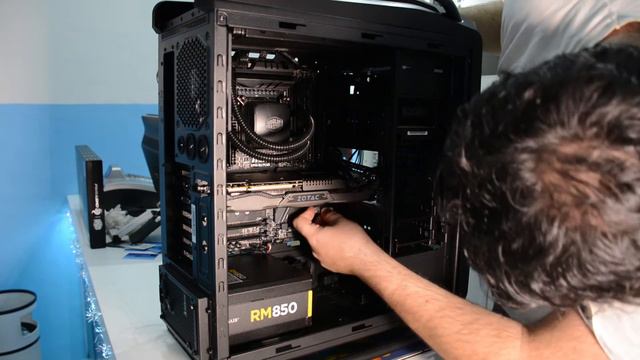 Assemblaggio Computer Gaming Parte 6 - Cable Management Fascia Alta Roma смотреть онлайн