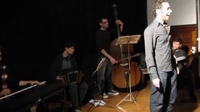 Cuarteto Fantasma - Pucherito de gallina en la Ventanita de Arrabal смотреть онлайн