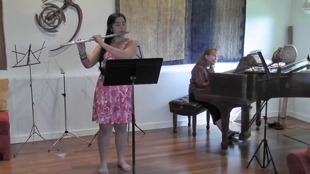 Paul Hindemith - Sonata for Flute and Piano - 1st movement смотреть онлайн