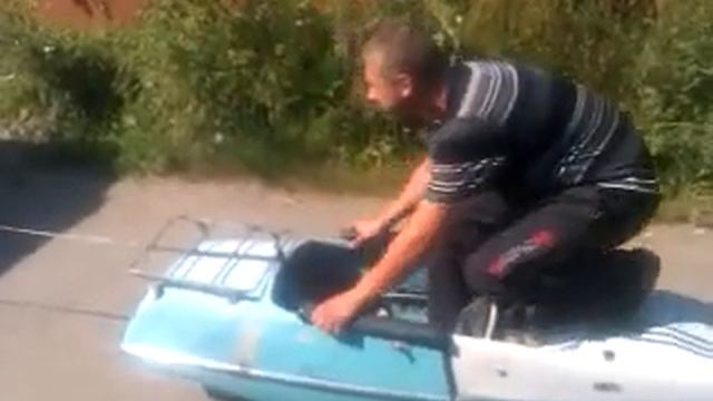 Катание на коляске от мото смотреть онлайн
