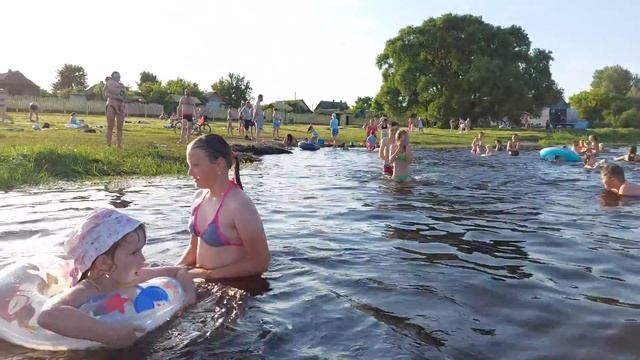 РЕЧКА, ПЛЯЖ и Летняя ЖАРА 2021! смотреть онлайн