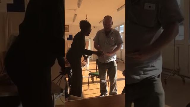 Playing Bounden at the Forget-me-nots dementia group at Stanstead Lodge смотреть онлайн