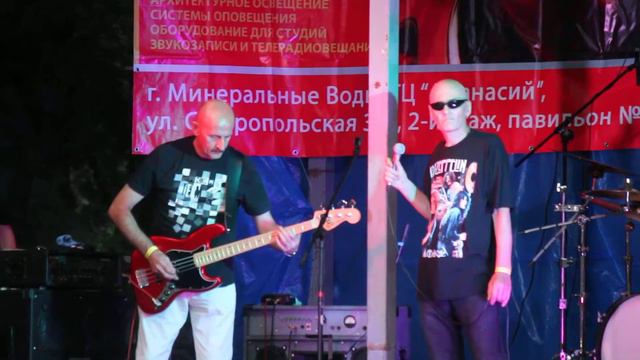 Группа "Розовый закат", "Люби май", живое исполнение смотреть онлайн