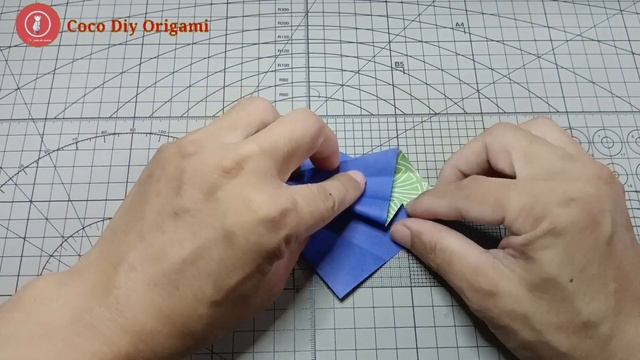 How To Make a Paper Peacock - easy tutorial | Origami Burung Merak смотреть онлайн