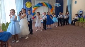 Танец "До ре ми" подготовительная группа.