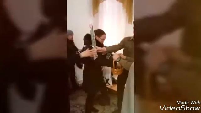 Уважаемые коллеги поздравляю с 8 марта смотреть онлайн