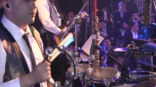 המנגנים מציג: 