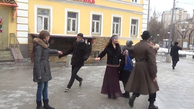 Русские Традиции, танцуем на улице, Заинька смотреть онлайн