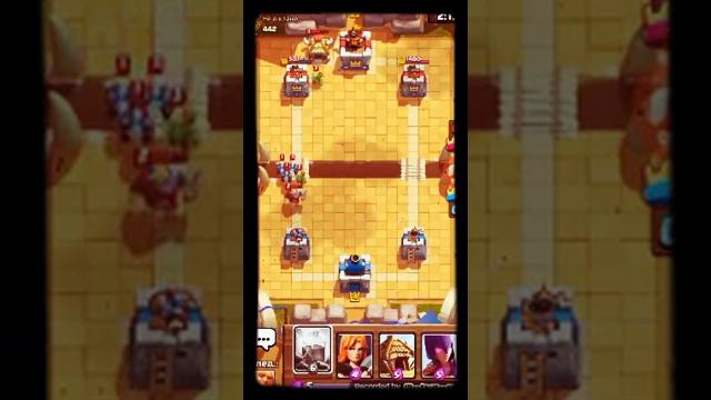 Играем в клэш оф рояль смотреть онлайн