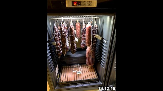 Вяленая колбаса за минуту смотреть онлайн