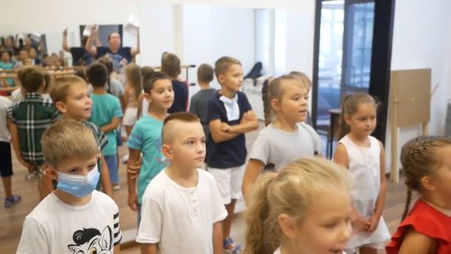 Рекламный ролик.mp4 смотреть онлайн