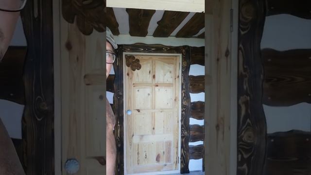 Комната отдыха из сосны в стиле лешего.