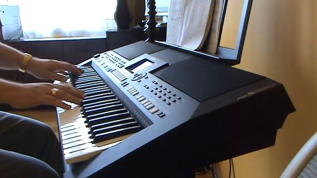 Yamaha PSR-S550 - "Ewo" смотреть онлайн