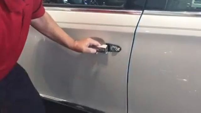 Emergency Unlocking your Cadillac смотреть онлайн