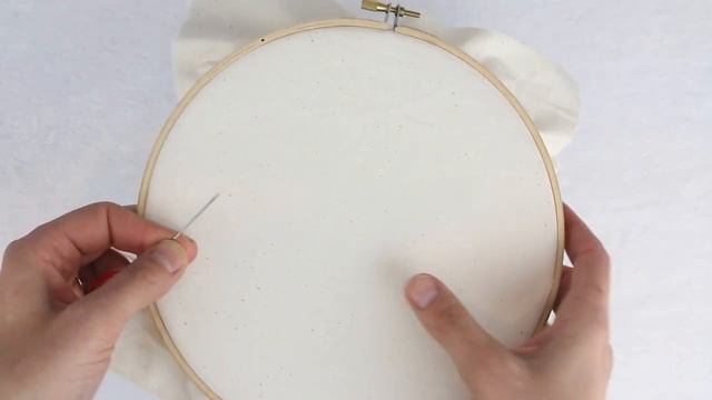 How to Start Hand Sewing Without a Knot смотреть онлайн