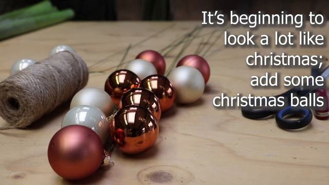 Christmas green with the popular Amaryllis смотреть онлайн