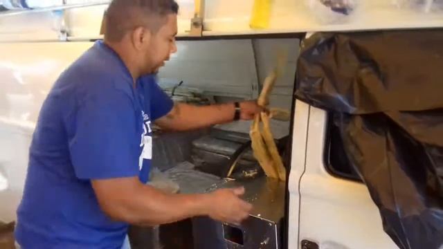 Интересная Бразилия по-назарковски. Извлечение сока из сахарного тростника смотреть онлайн