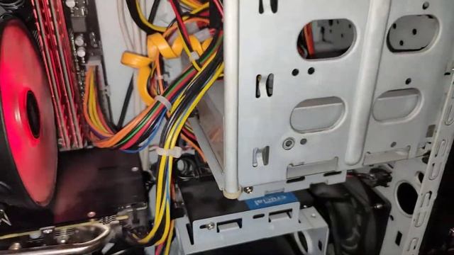 ДРЕВНИЙ Thermaltake Swing из 2008г