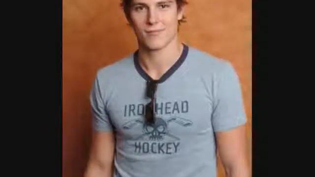 Set Me Off (Sean Faris Video) смотреть онлайн