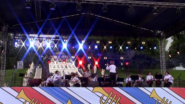 Вальс "Грёзы" (В.Андреев). Оркестр народных инструментов "Русь" п/у М.Григорьева (ДШИ №4)