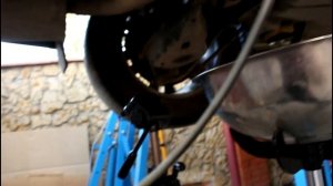 Замена масла в редукторе заднего моста на Форд Эксплорер 2013 года Ford Explorer 3,5