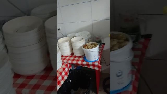 Работа на мойке в ресторане смотреть онлайн