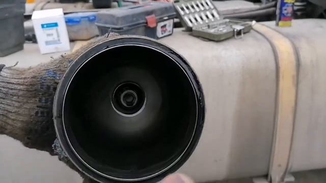 То ДАФа. Меняем масло, протягивает колёса. смотреть онлайн