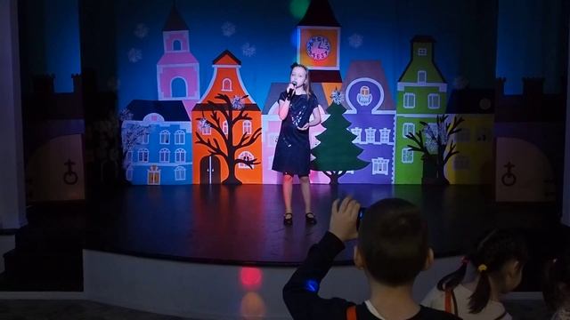 Анна Попова - Надежда (23.02.2017 Кидбург Мега Белая Дача) смотреть онлайн