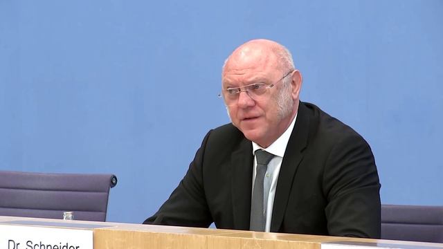 Armutsbericht: Mehr als 14 Millionen Menschen von Armut betroffen смотреть онлайн