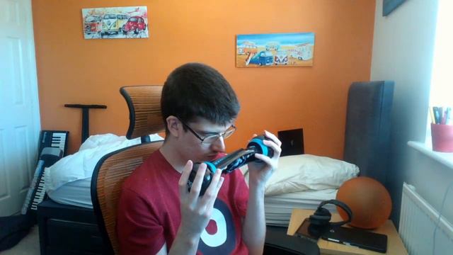 Getting 1004 on Bop It Smash Again! смотреть онлайн