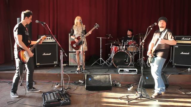 Плед - E&E (Red Curtains Session) смотреть онлайн