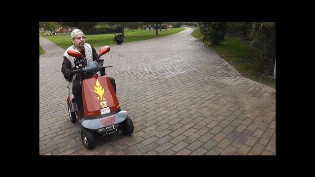 Безбарьерная среда в Москве (Братеево) часть 16. Скутеры для инвалидов. Mobility scooter. смотреть онлайн