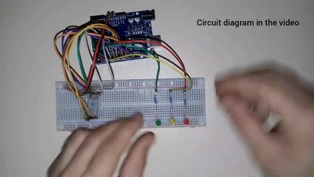 How to make Traffic Lights using 7 Segment Display and Arduino Uno смотреть онлайн