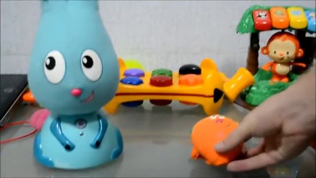 Ouaps Интерактивный заяц Банни смотреть онлайн