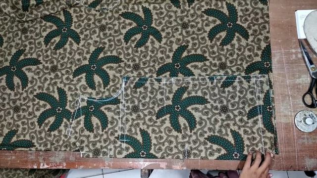 CARA MOTONG BATIK MODEL BELAH BELAKANG JASKO |tips /cara Menyatukan Motif Batik