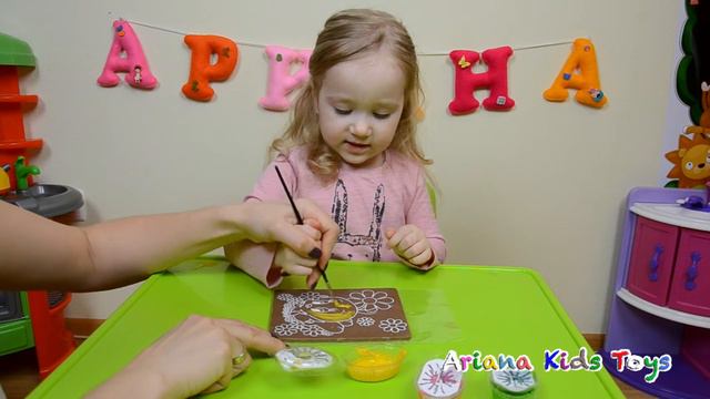 Рисуем картину Твитти цветным шоколадом | Draw a picture of chocolate смотреть онлайн