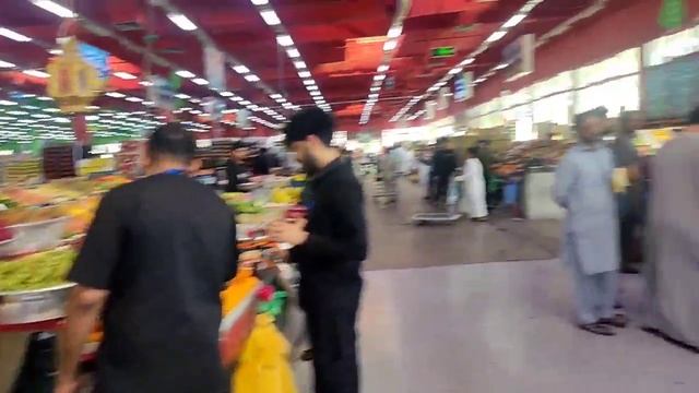 Makka Shahridagi Meva Va Sabzavit Bozori