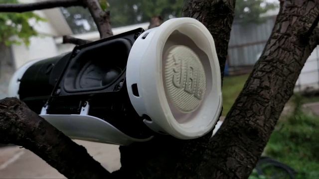 Goodbye my JBL Charge 4 White смотреть онлайн