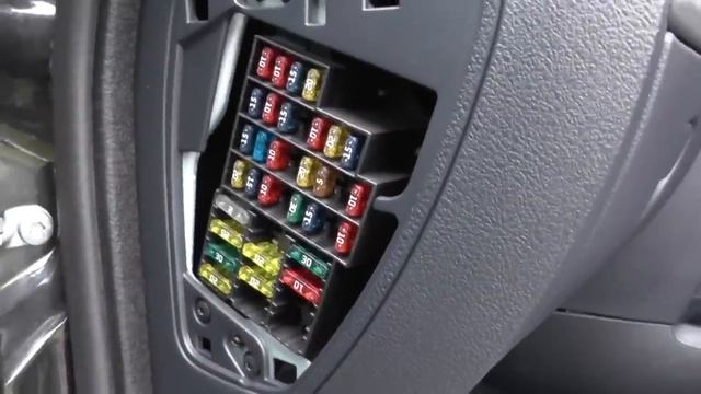 Renault Clio 2 Interior Fuse Box Location смотреть онлайн