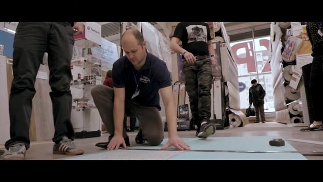 Рекламный ролик. Видео для бизнеса. Укладка LVT ламината Tarkett в Пскове смотреть онлайн